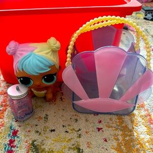 L.O.L. Surprise Ooh La La Baby Surprise- Lil Bon Bon